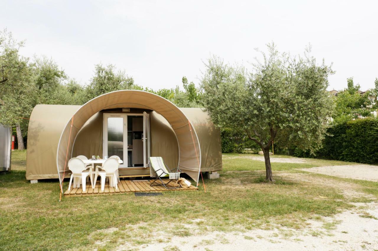 Camping Zocco มาแนร์บา เดล การ์ดา ภายนอก รูปภาพ